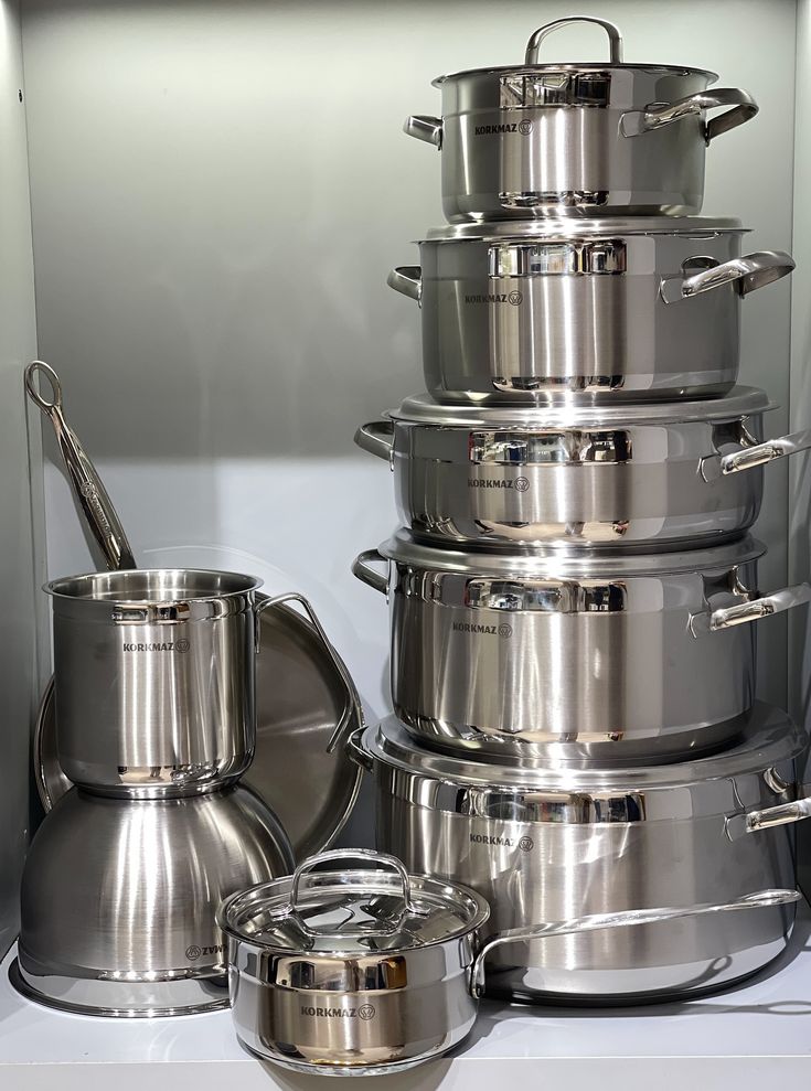 Premium cookware set